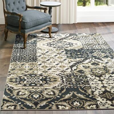 Harley Patchwork Blue/ Grey Area Rug - 3'10" X 5'5"