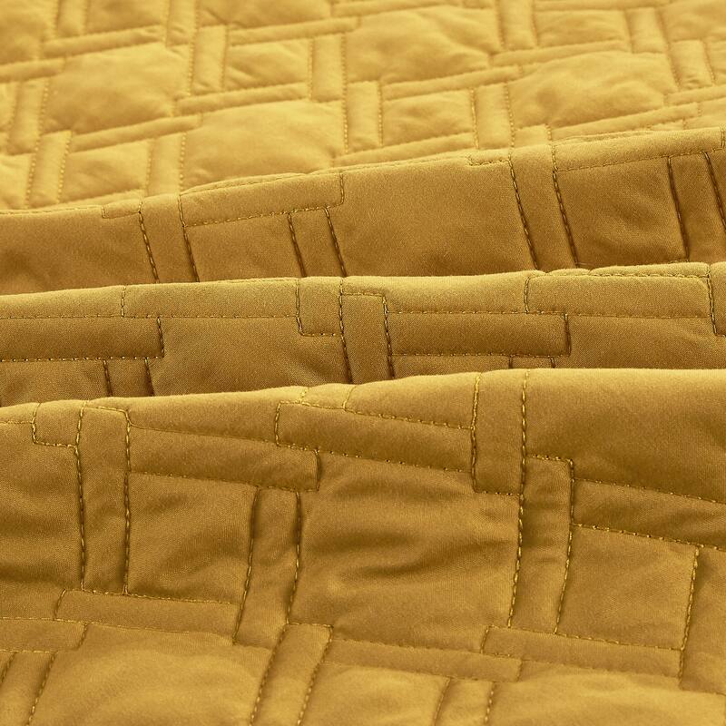 Kagami Luxury 3 Piece Bedspread