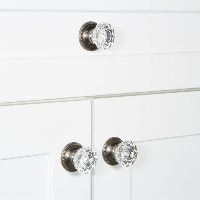 Grandeur VERS-CRYS-KNOB-NEWP Versailles 1-3/8" Vintage Fluted Crystal