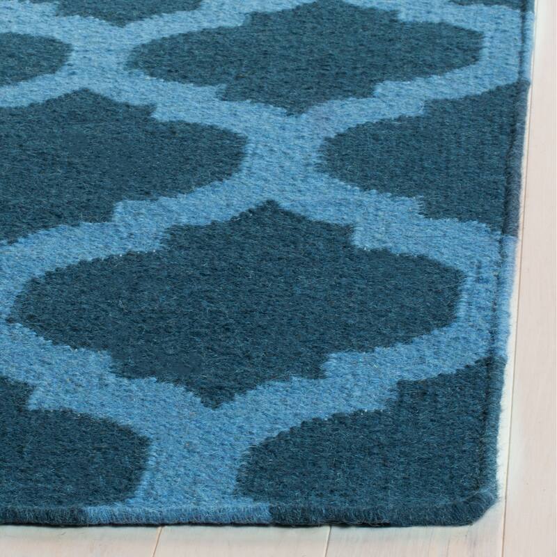 SAFAVIEH Handmade Flatweave Dhurries Bethan Modern Moroccan Wool Rug