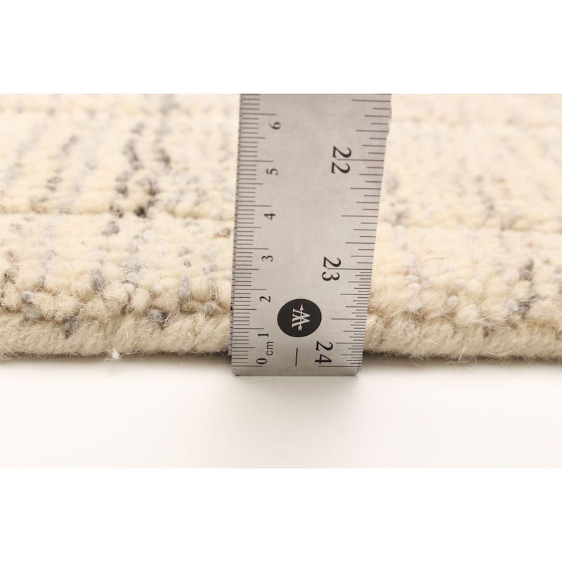 ECARPETGALLERY Hand Tufted Timeless Cream Wool Rug - 5'0 x 5'7