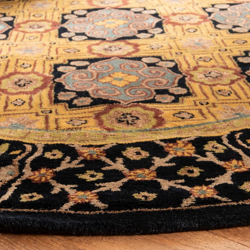 SAFAVIEH Handmade Classic Mira Traditional Oriental Wool Rug