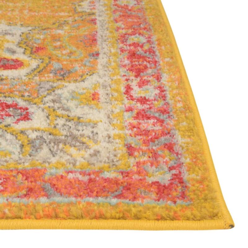 Traditional Koakburg Collection Area Rug