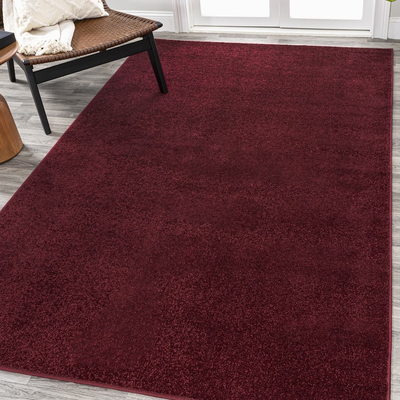 JONATHAN Y Tumbling Solid Low-Pile Area Rug - 5 X 8 - Dark Red