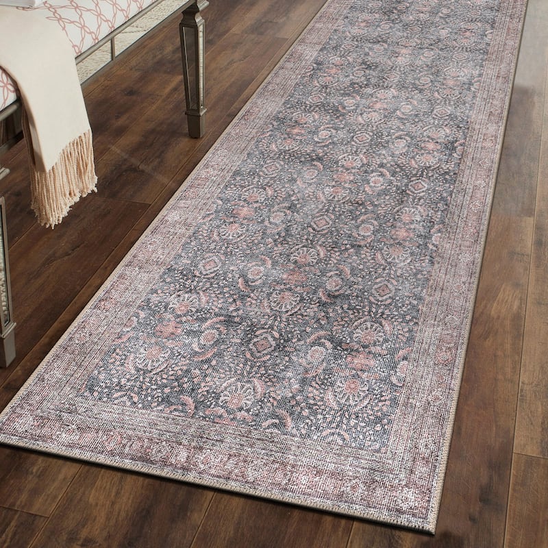 World Rug Gallery Vintage Inspired Machine Washable Non Slip Area Rug