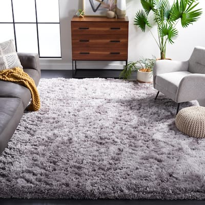 SAFAVIEH Handmade Arctic Shag Guenevere 3-inch Extra Thick Rug