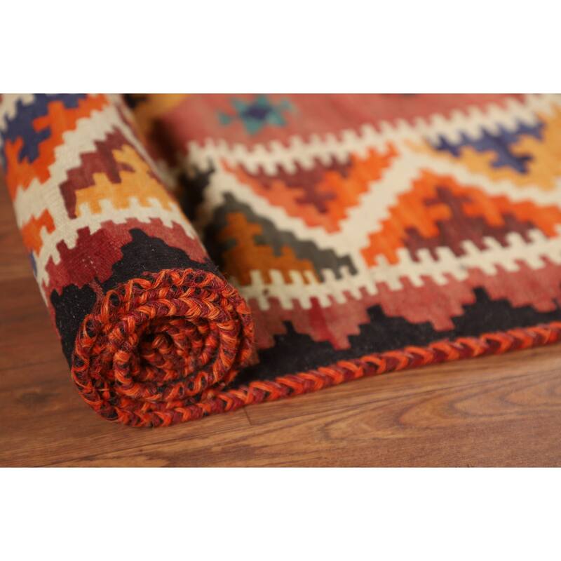 Reversible Kilim Qashqai Persian Vintage Rug Hand-Woven Wool Carpet - 4'11"x 7'8"