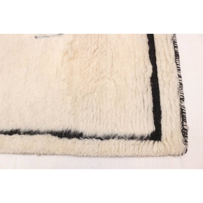 ECARPETGALLERY Hand-knotted Tangier Cream Wool Rug - 5'3 x 7'7