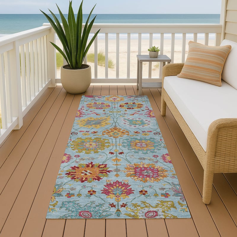 Machine Washable Indoor/ Outdoor Traditional Kashan Chantille Rug - Sky - 2'3" x 7'6"
