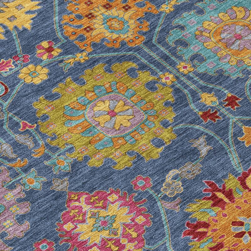 Machine Washable Indoor/ Outdoor Traditional Kashan Chantille Rug