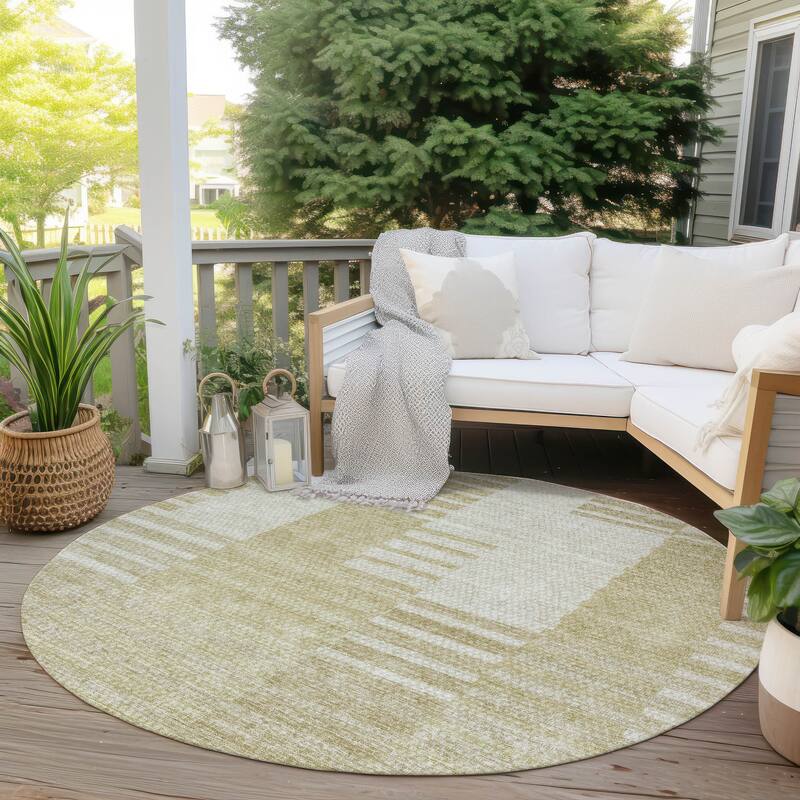 Machine Washable Indoor/ Outdoor Chantille Geometric Contemporary Rug