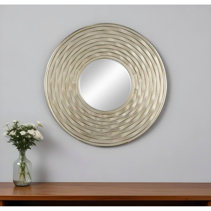 HomeRoots 31" Silver Round Dimensional Thick Frame Accent Mirror - 31.3' X '31.3' X '2.2 - Silver - 31.3' X '31.3' X '2.2