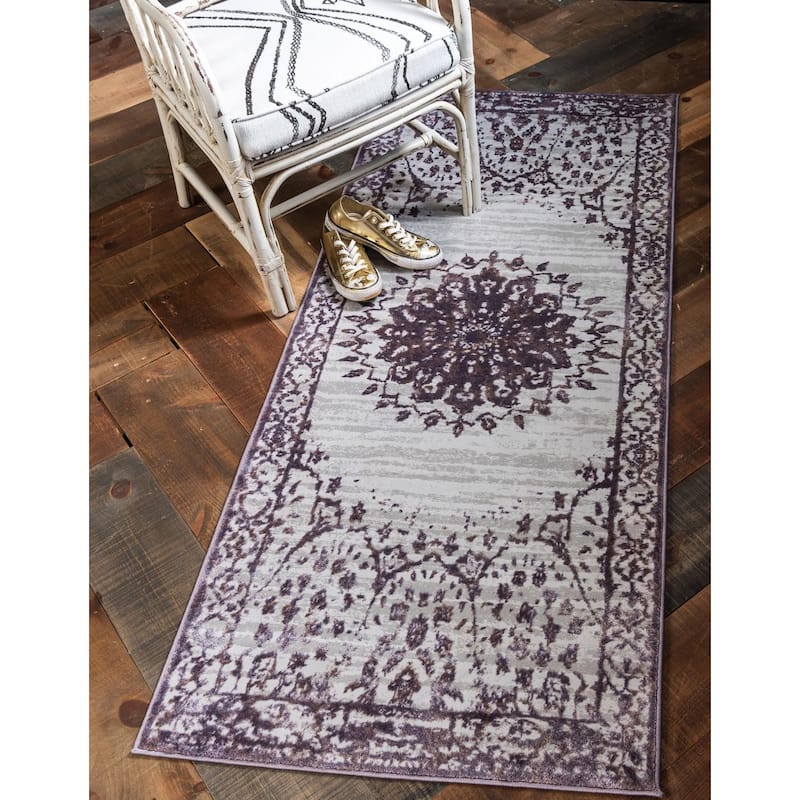 Country & Floral Cadence Collection Area Rug - 2'7"x8'2" - Violet