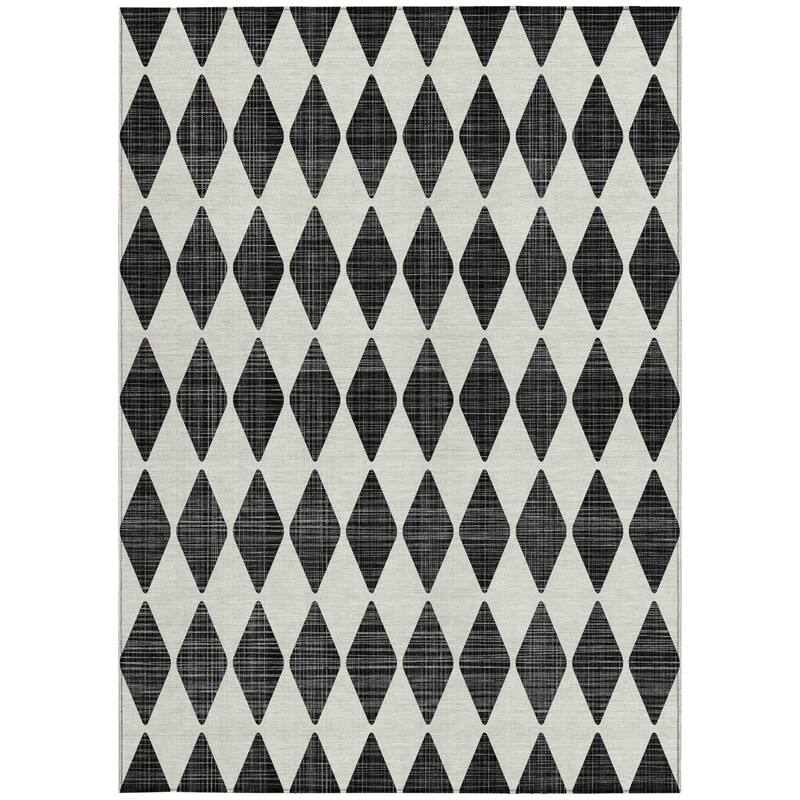 HomeRoots Geometric Transitional Rectangle Outdoor Rug