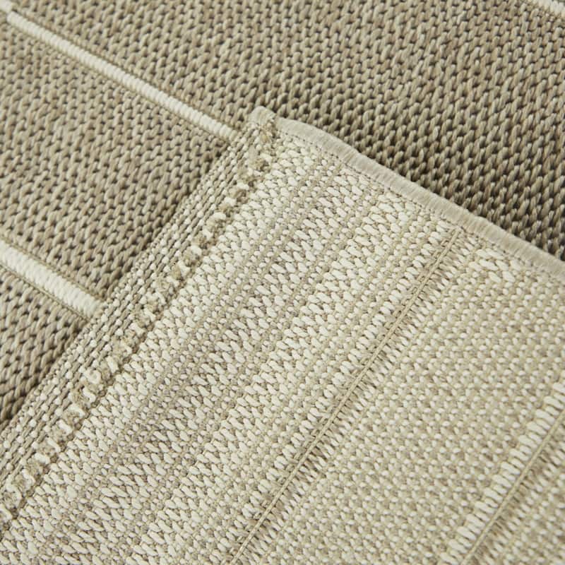Tamara Stripe Indoor/Outdoor Area Rug