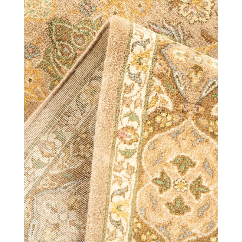 Overton Hand Knotted Wool Traditional Oriental Ivory Area Rug - 4' x 6'