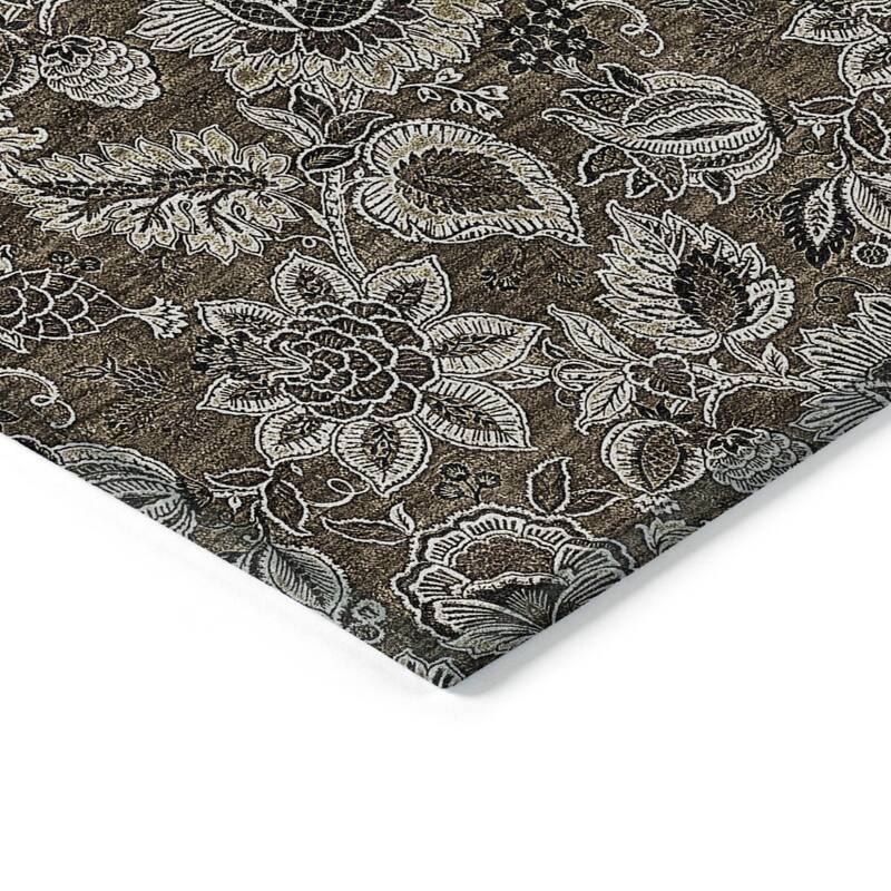 HomeRoots Floral Transitional Rectangle Outdoor Rug