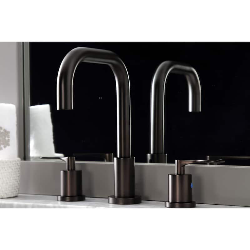 Kingston Brass Serena 1.2 GPM Widespread Bathroom Faucet with Pop-Up