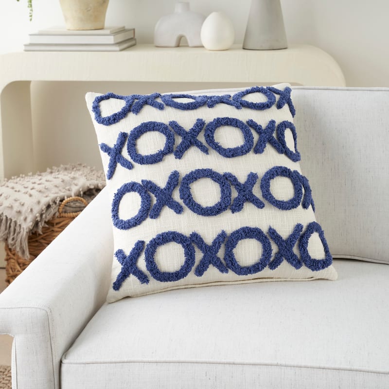 Mina Victory Life Styles Modern Textured XOXO Throw Pillow , (18" x 18")