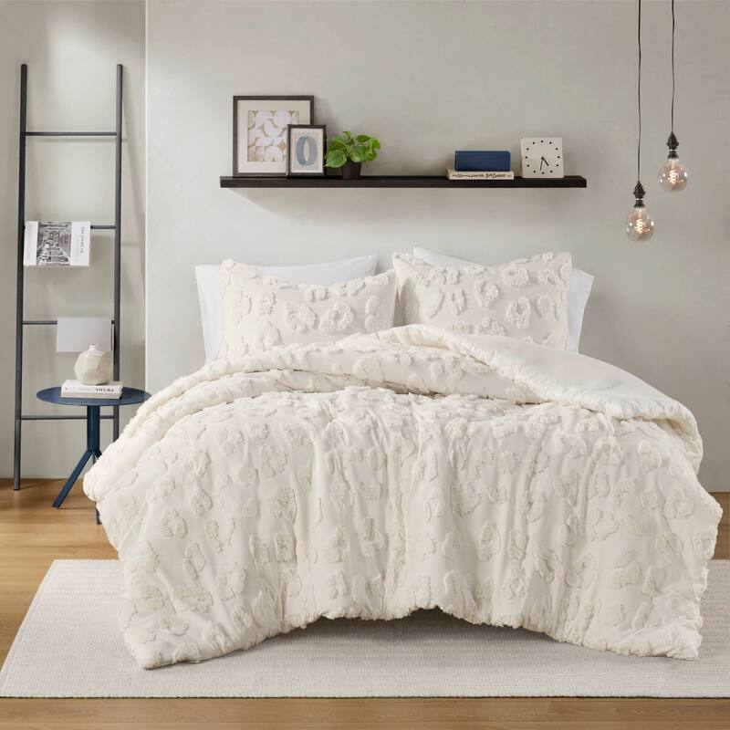 Intelligent Design Larissa Animal Chenille Duvet Cover Set