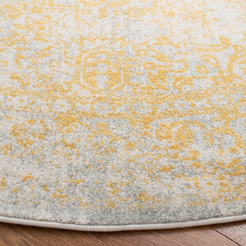 SAFAVIEH Evoke Quinn Vintage Distressed Rug