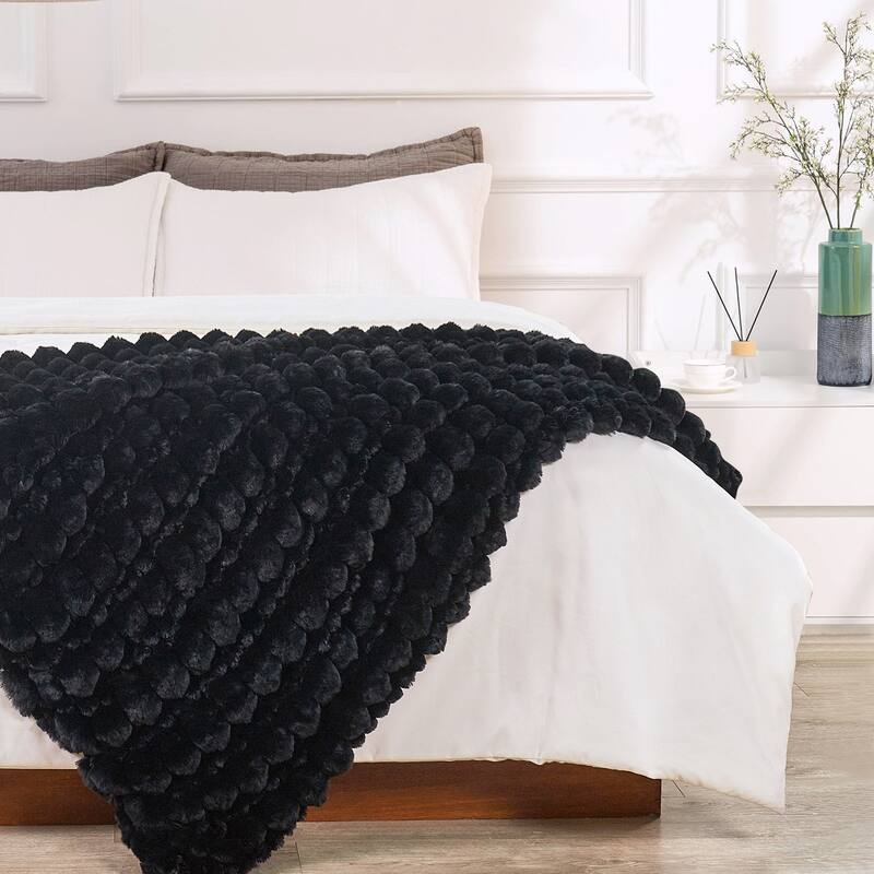 Home Soft Things Textured FauxFur-Spandex Bubble Throw