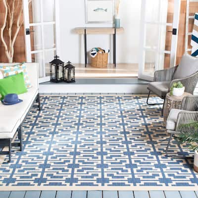 SAFAVIEH Courtyard Erlinda Indoor/ Outdoor Waterproof Patio Backyard Rug
