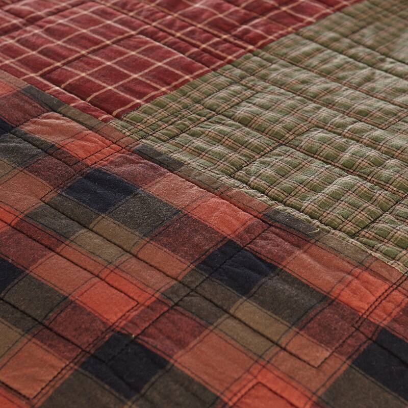 Donna Sharp Woodland Square Quilt Collection