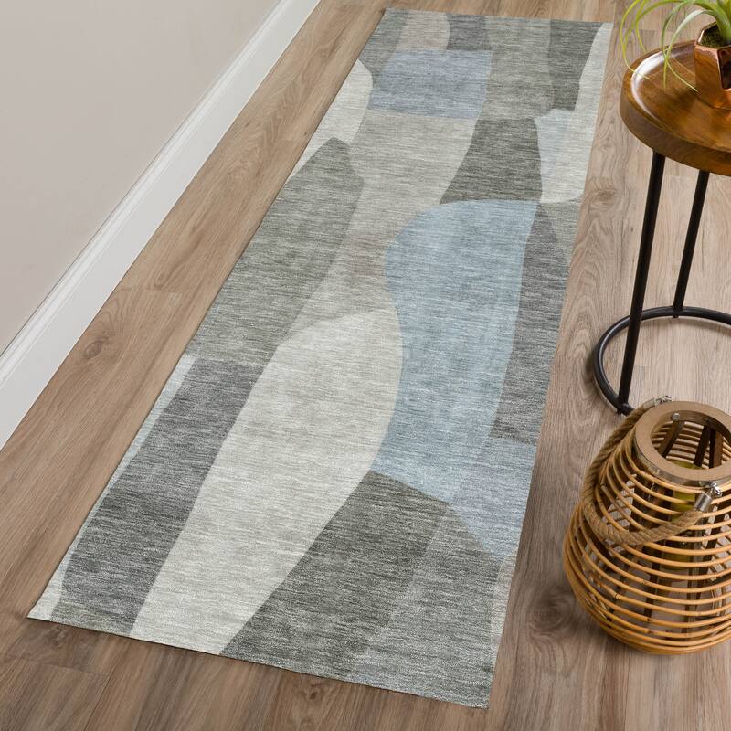 Machine Washable Indoor/ Outdoor Contemporary Layers Chantille Rug