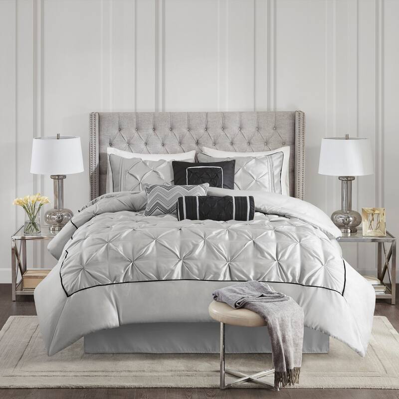 GDF Studio - Laurel 7-Piece Tufted Comforter Set with Decorative Pillows