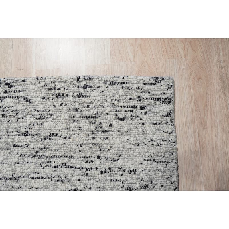 Hand-Knotted Wool Modern Solid Rug, 8' x 10', Ivory Area Rug, Luxurious Soft Texture for Home Decor - L