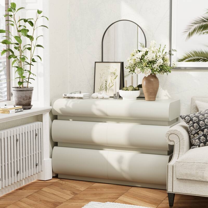 Modern Bedroom Dresser with Wide Storage Drawers, No Handle