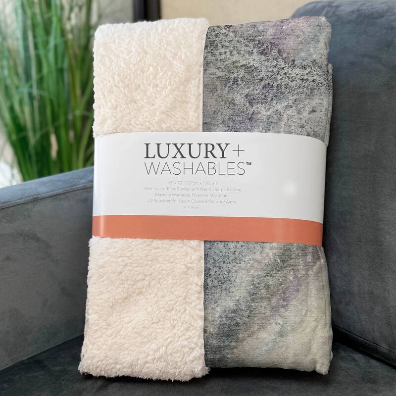 Premium Machine Washable Contemporary Glam Sherpa Throw Blanket