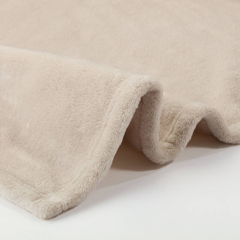 Serta Ultimate Cozy Plush Throw Blanket
