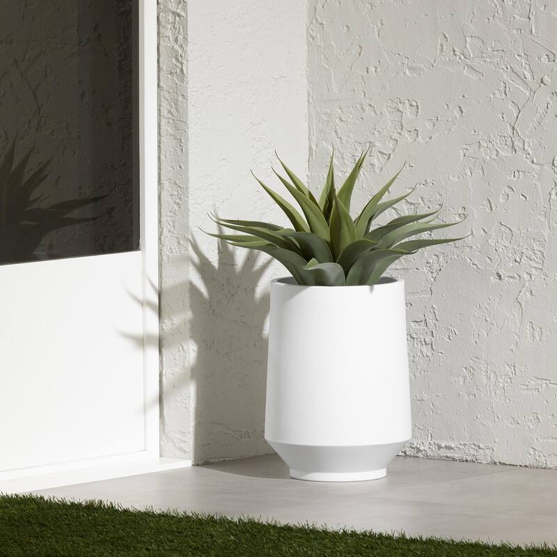 South Shore Dalya Planter - Small 12.25''x16.25'' - White