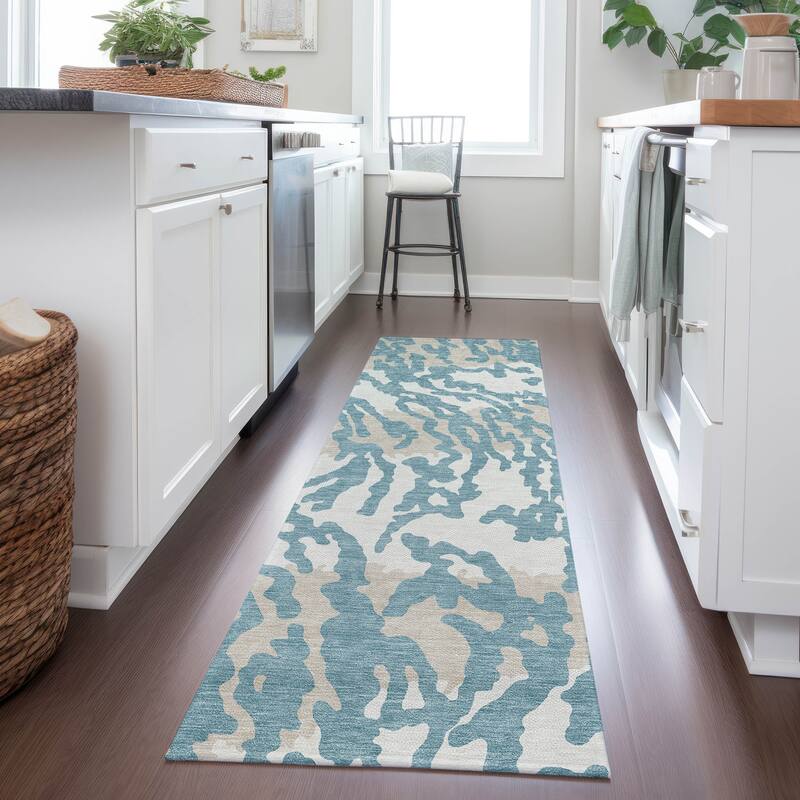 Machine Washable Indoor/ Outdoor Chantille Animal Print Abstract Rug
