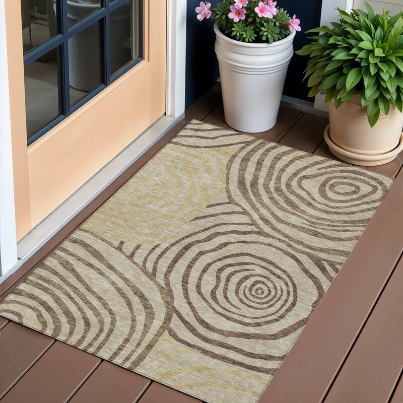 HomeRoots Abstract Transitional Rectangle Outdoor Rug - 3' x 5'