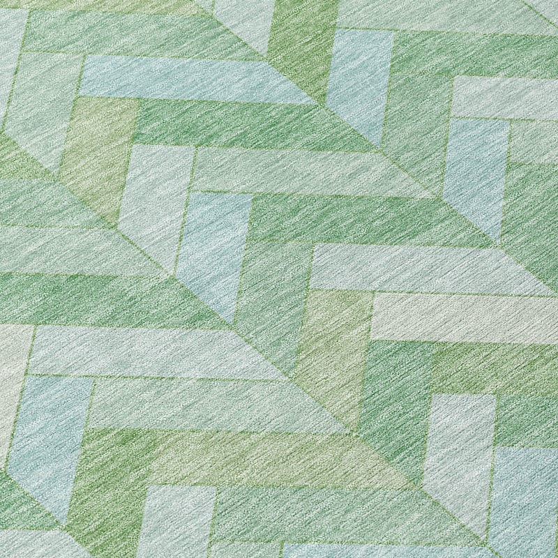Machine Washable Indoor/ Outdoor Modern Chevron Chantille Rug