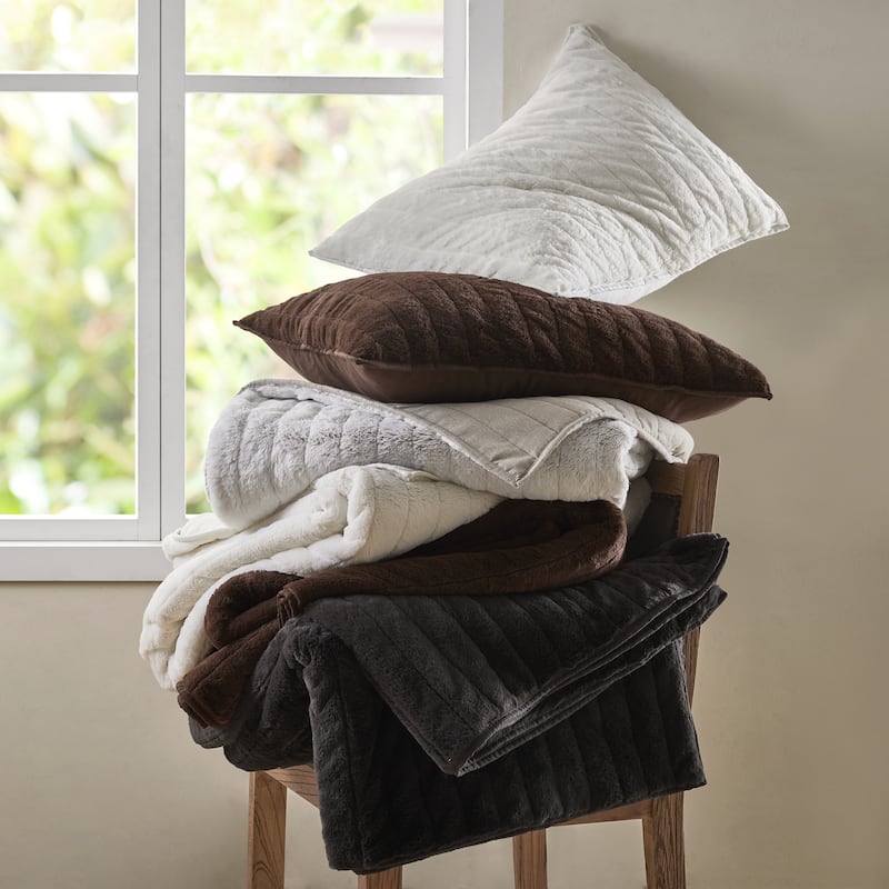 Beaute Solid Faux Fur Quilted Comforter Set,3-piece Reversible lightweight Shaggy Blanket Coverlet Bedding Set