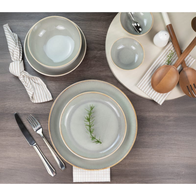 Resona Moss 16-Piece Green Dinnerware Set
