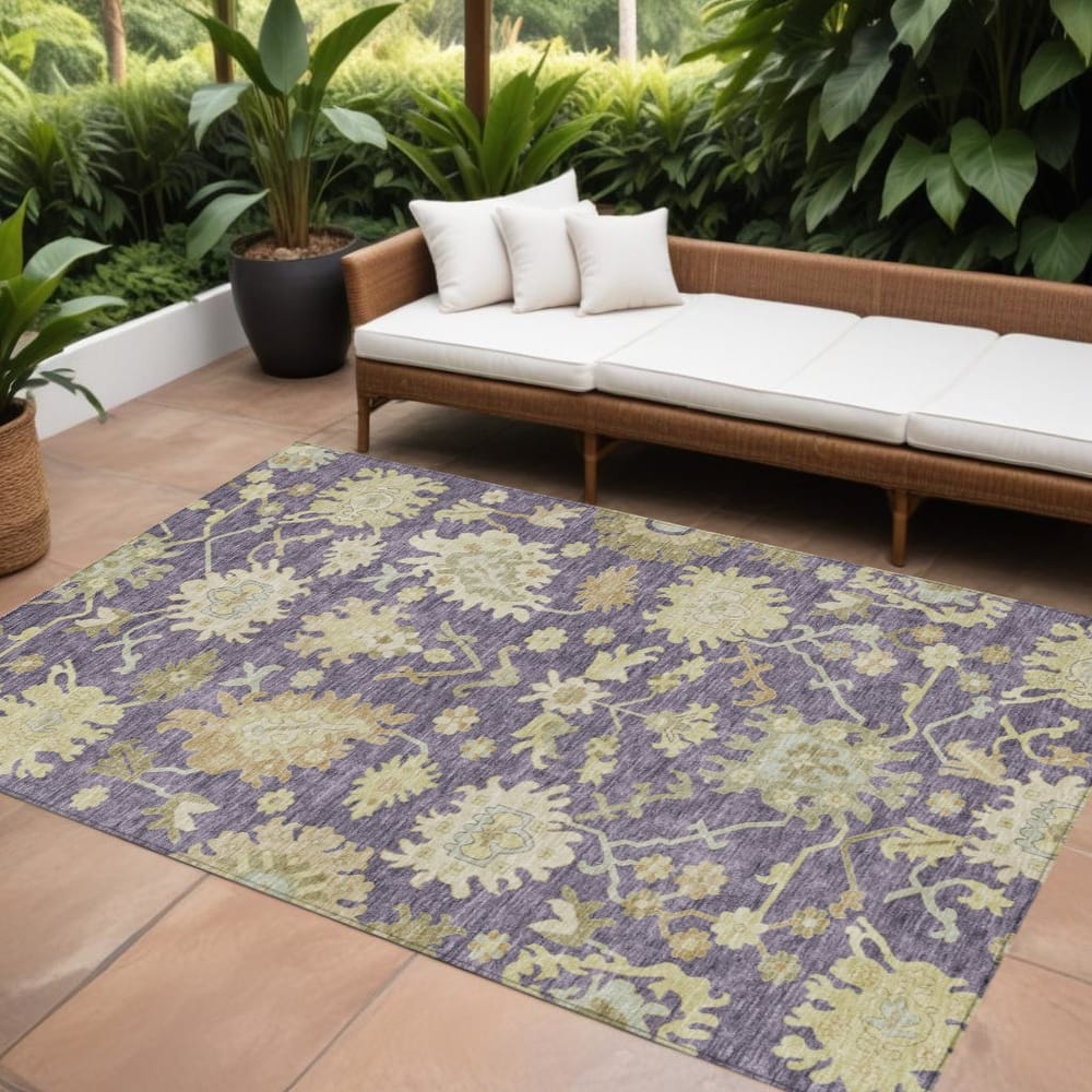 HomeRoots Floral Traditional Rectangle Outdoor Rug