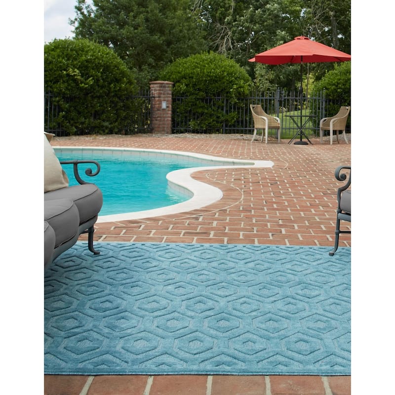 Outdoor Haversham Collection Area Rug