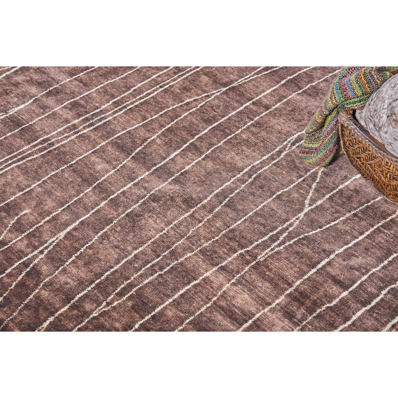 EXQUISITE RUGS ONE-OF-A-KIND Metro Collection Hand Knotted Brown Rug - 9'x12'