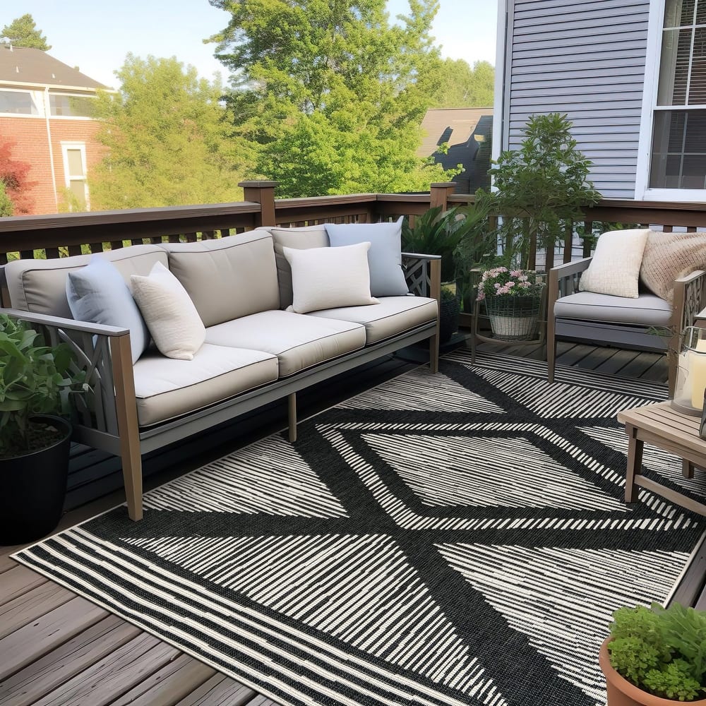 World Rug Gallery Contemporary Geometric Stripe Reversible Indoor / Outdoor Area Rug