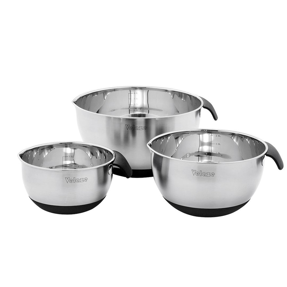 Cuisinart Set of 3 Stainless Steel Mixing Bowls w/o Lids - Bed Bath &  Beyond - 21143937