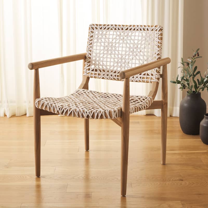 SAFAVIEH Clarissa Solid Wood & Leather Accent Chair (Fully Assembled) - W23" x D23" x H33" - 23Wx23Dx33H