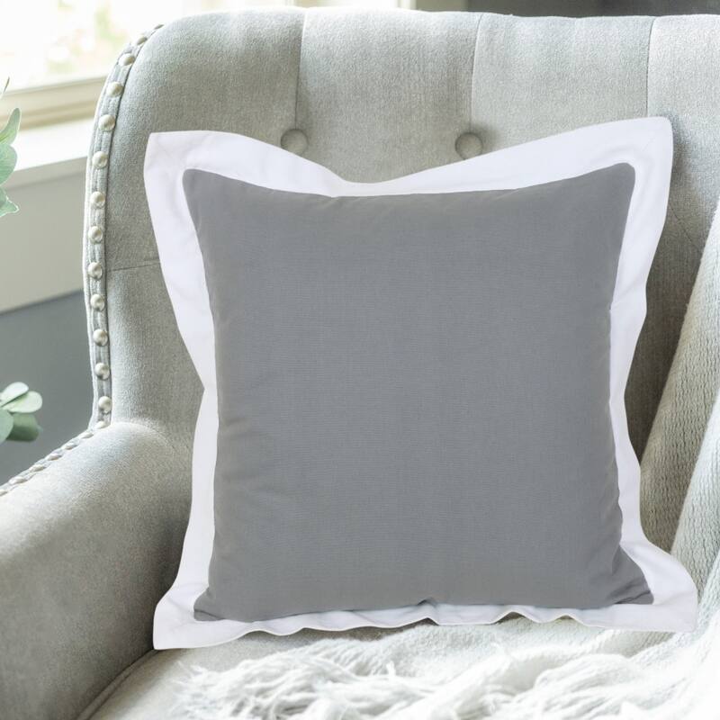 HomeRoots 20" X 20" Gray And White 100% Cotton Geometric Zippered Pillow