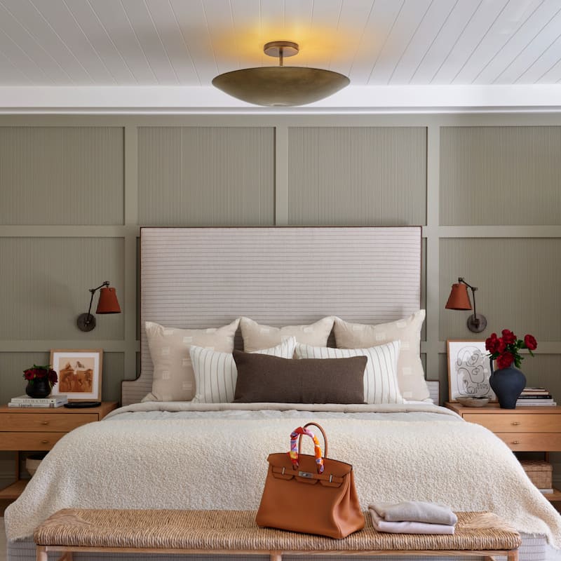 Vintage 4-Light Antique Brass Semi-Flush Mount Ceiling Light - Antique Brass - 17.7-in W x 7.5-in H