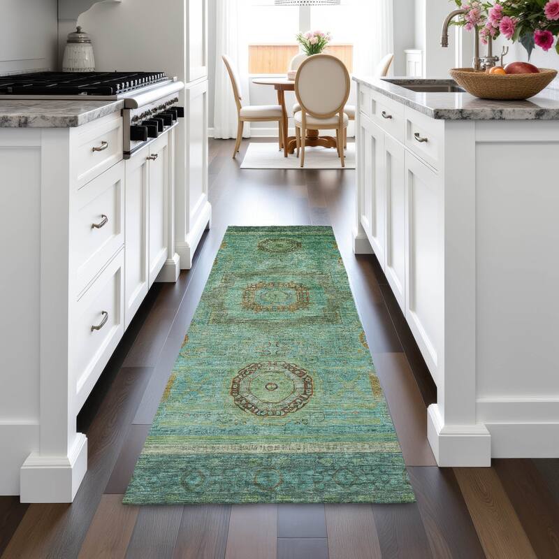 Machine Washable Indoor/Outdoor Traditional Chantille Rug