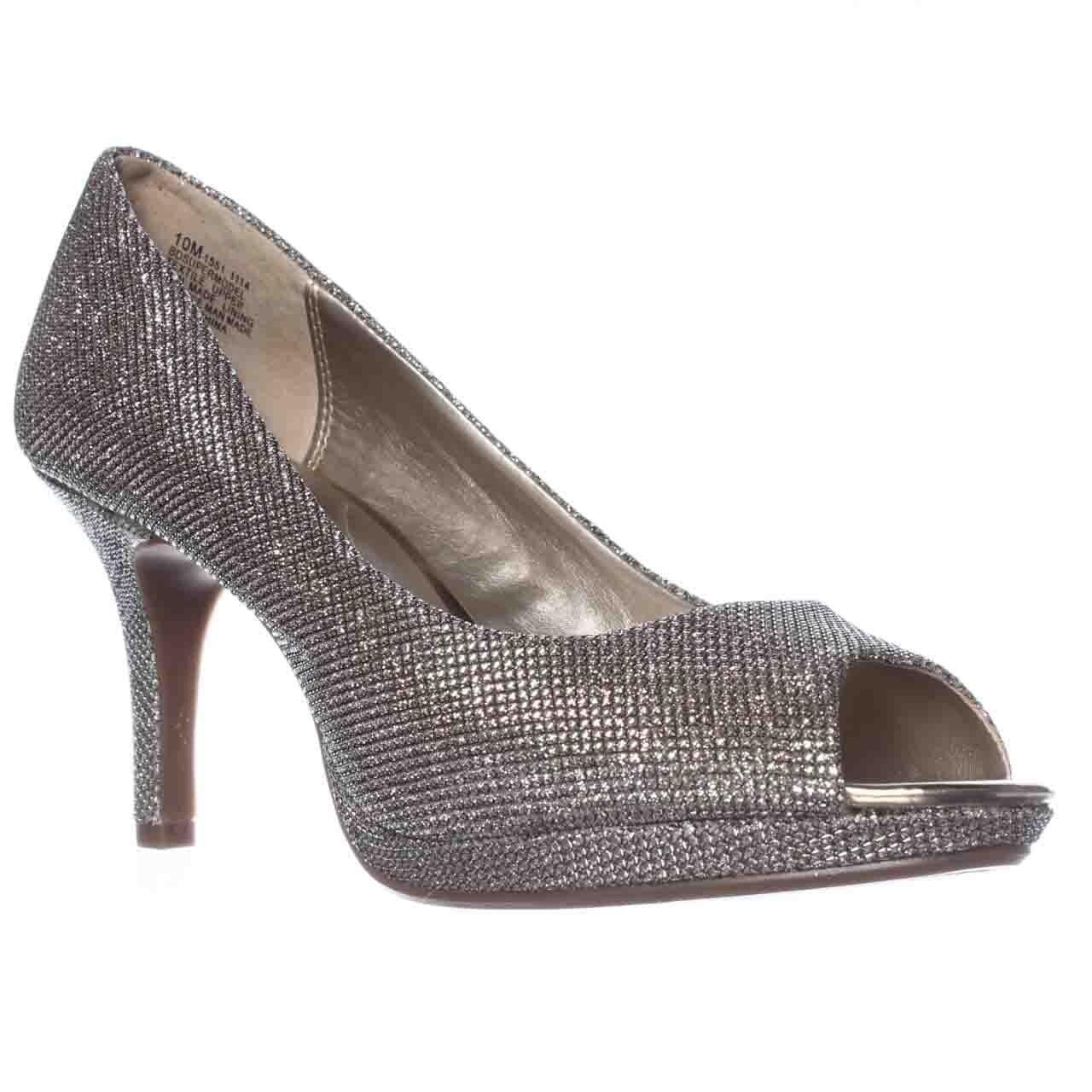 bandolino gold heels